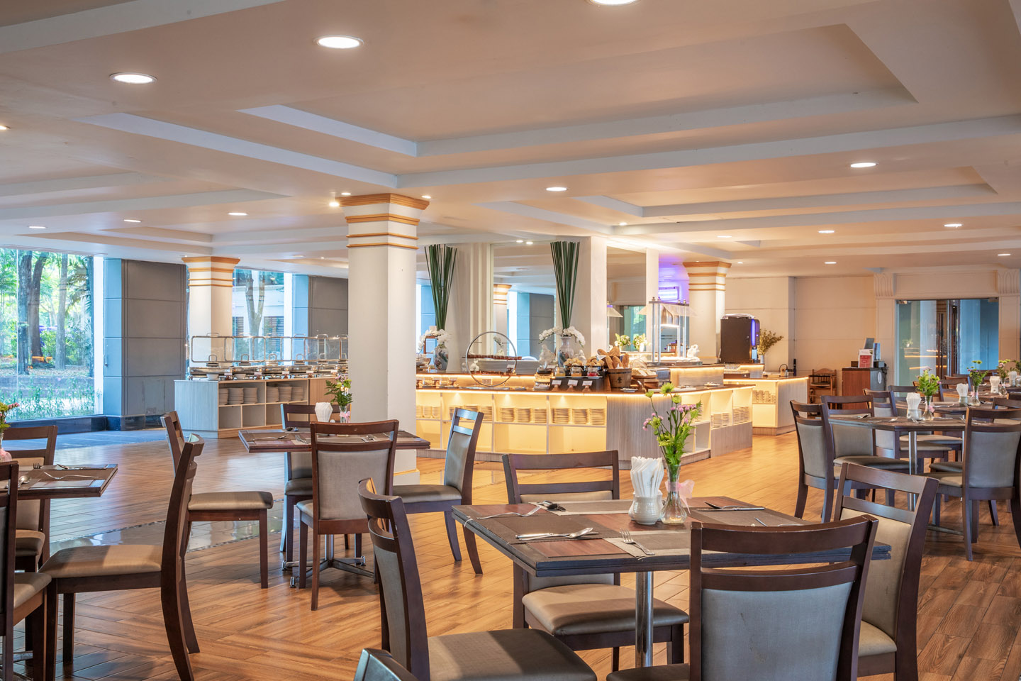 Thiwaratree Restaurant